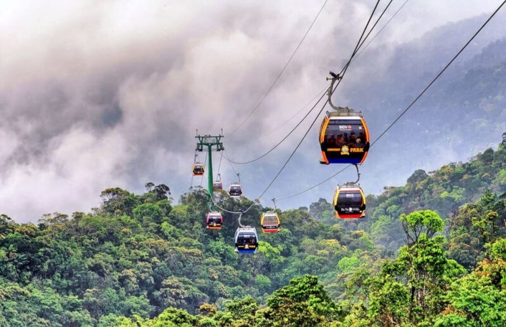 Hệ thống cáp treo dài 2.267m tại Đồi Robin 